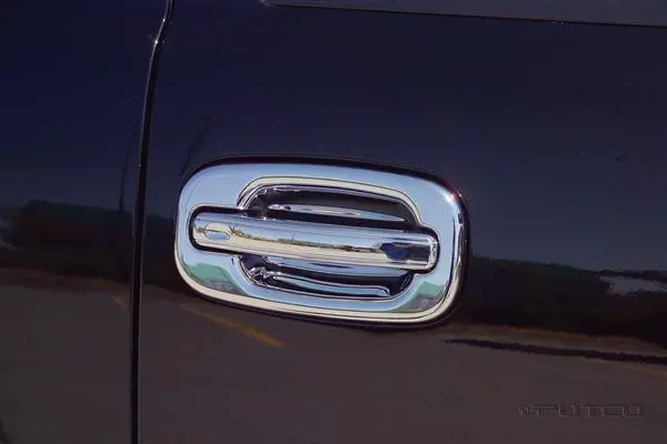 Putco Chrome Outer-Ring Door Handle Covers For 2002–2006 Cadillac Escalade, Ext & Esv (No Keyhole) 1