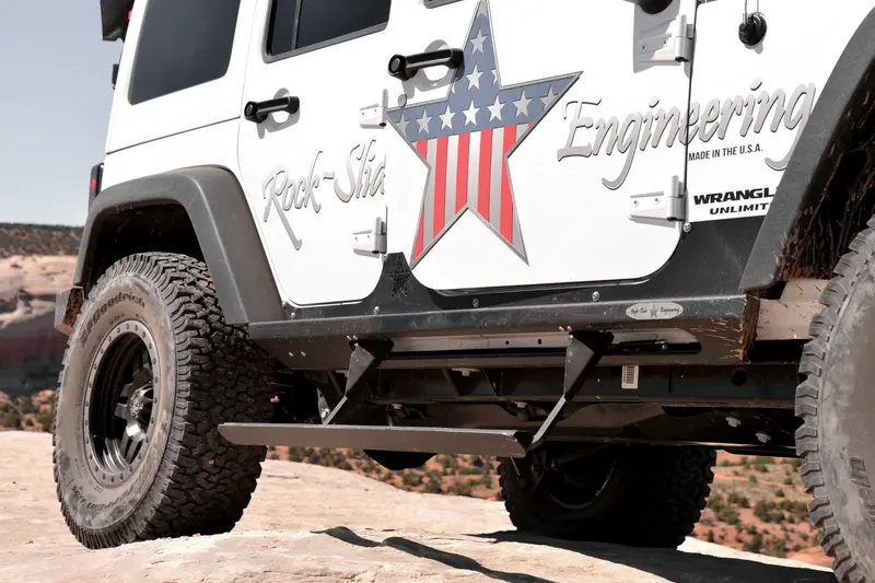 Rock Slide Engineering Body-Armored Electric Rock Sliders For 2007–2017 Jeep Wrangler Jk 2-Door 1