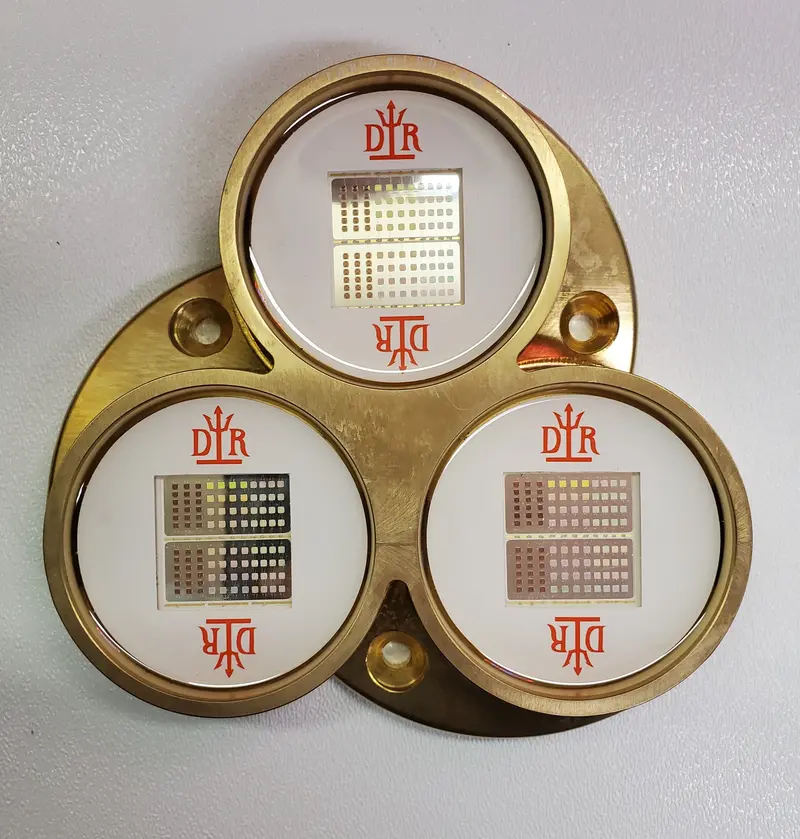 Trinity Oss Transom-Mount 24K Lumen Light 1